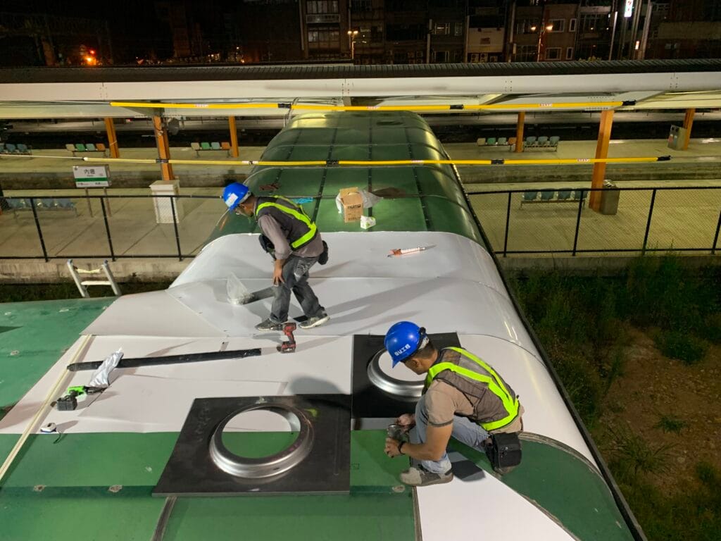 新北市, 板橋區, 門窗設計, 門窗安裝, 門窗工程公司, 隔音窗工程, 採光罩工程, 穿梭管工程, 不鏽鋼門窗工程, 鋁合金門窗工程, 陽光玻璃屋工程, 氣密窗工程, 工廠直營, 售後服務